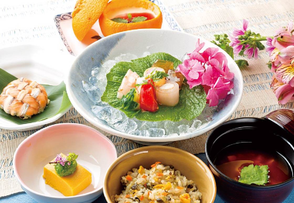 涼しげな料理のイメージ